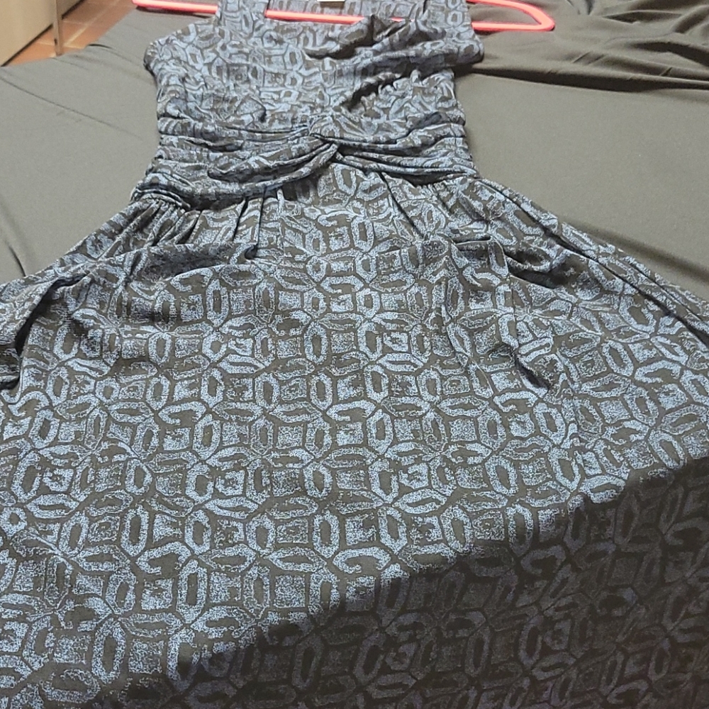 Sleeveless dress